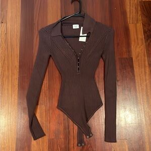 Abercrombie knit bodysuit brown XS hook and eye